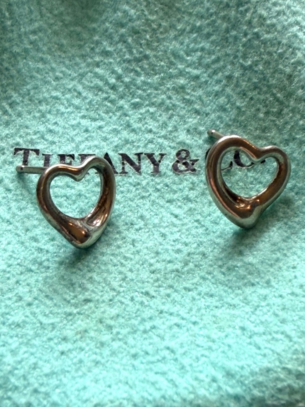 Tiffany & Co Elsa Peretti Open Heart Sterling Silver Stud Earrings Vintage - Picture 6 of 7